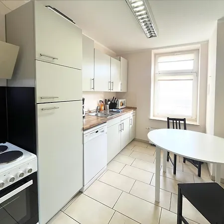 Gruppen Willkommen! 5-zimmer Naehe Messe & Bmw * لبسيا